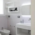 Indipendente Con Piscina 우겐토