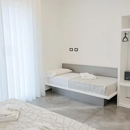 Indipendente Con Piscina *