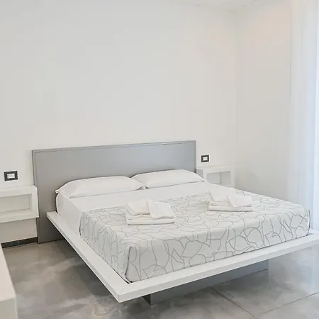 Indipendente Con Piscina Villa Ugento