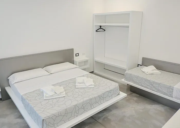 Indipendente Con Piscina Villa Ugento