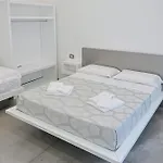 Villa Indipendente Con Piscina *