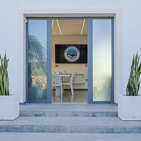Indipendente Con Piscina Villa