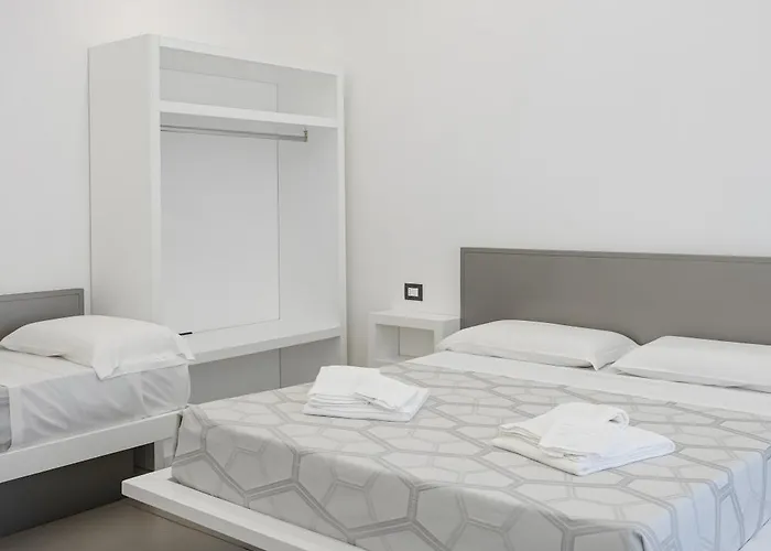 Indipendente Con Piscina